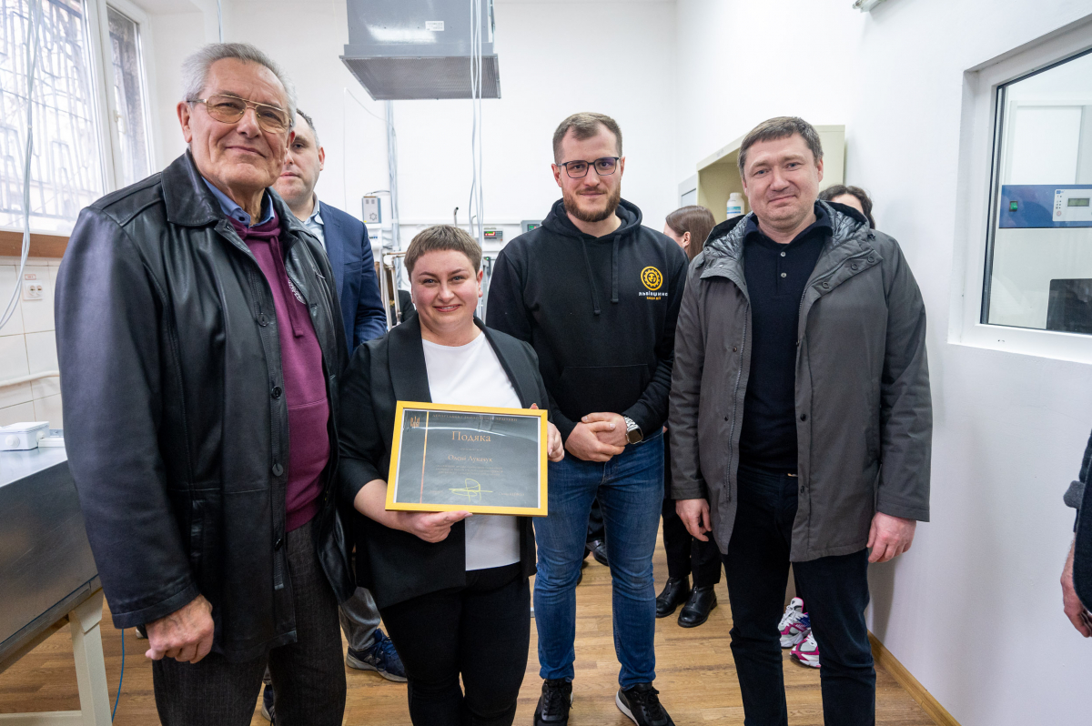 Фото з відкриття лабораторії